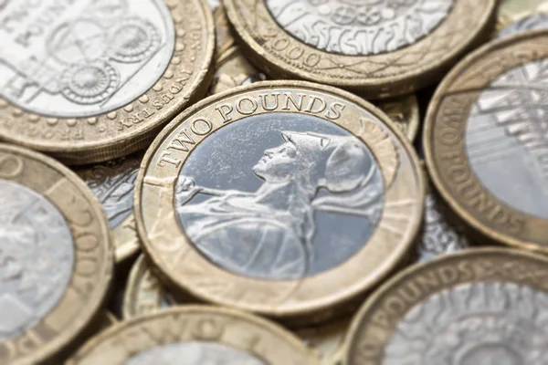 Två pund mynt närbild Royaltyfria Stockfoton