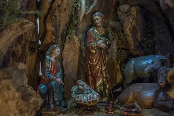 Virgen María Hombres Sabios Nacimiento Del Niño Jesús Entregando Regalos — Foto de Stock