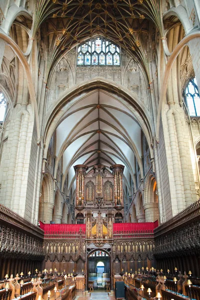 Dentro de la Catedral de Gloucester — Foto de Stock