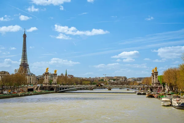 Ponte Alexander sulla Senna a Parigi — Foto Stock