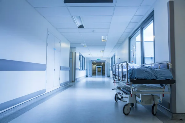 Empty Bed Gurney in Hospital Corridor — Stock Photo, Image