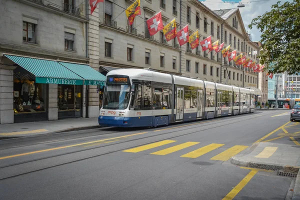 Tömegközlekedés Genfben Svájcban — Stock Fotó