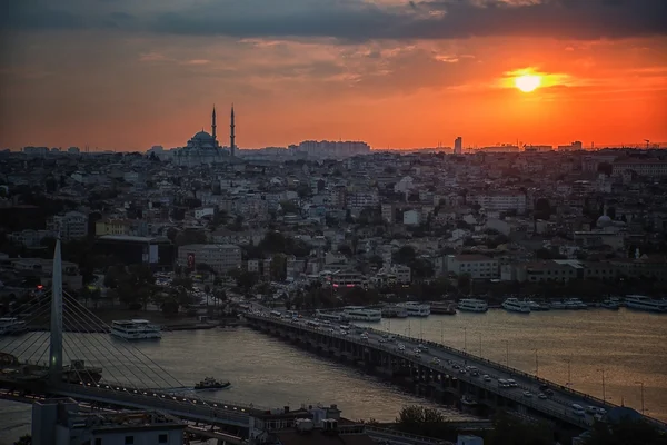 Coucher de soleil sur Istanbul — Photo