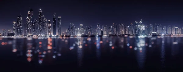 Dubai Marina elmélkedés — Stock Fotó