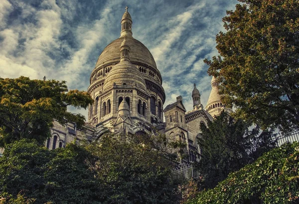Sacre Coeur basilika Montmartre Pariisissa — kuvapankkivalokuva