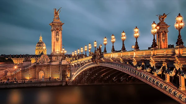 Ponte Alexandre III em Paris — Fotografia de Stock