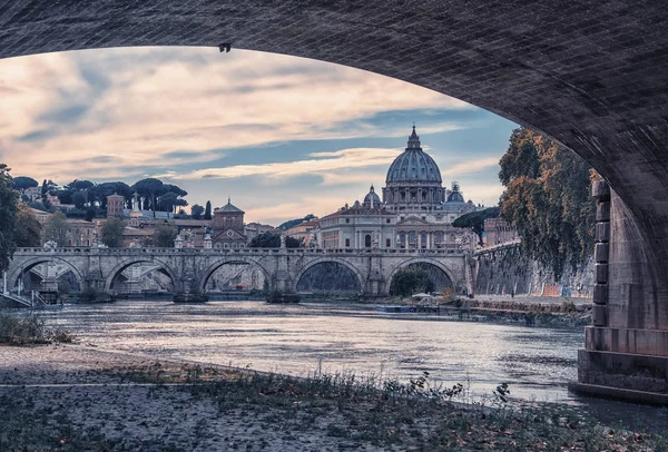 Basílica de San Pedro en Roma —  Fotos de Stock