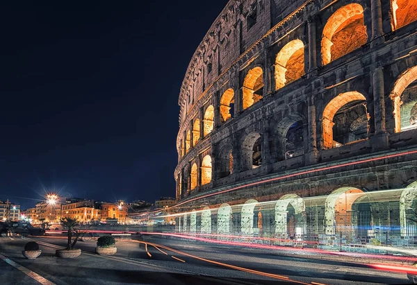 İtalya, Roma 'daki Kolezyum — Stok fotoğraf