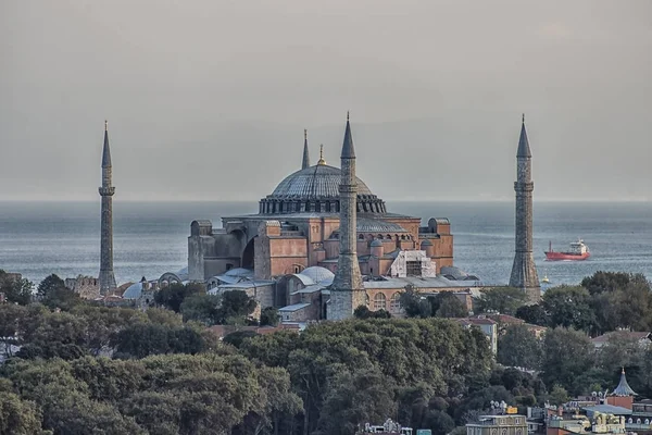 Hagia Sophia mosque in Istanbul — Stock Photo, Image