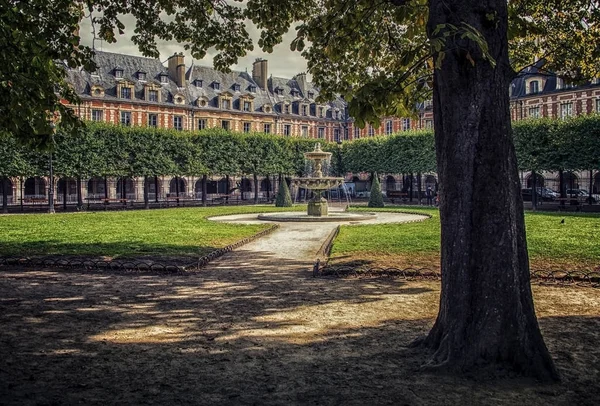 Place Des Vosges Paris — Stock Photo, Image