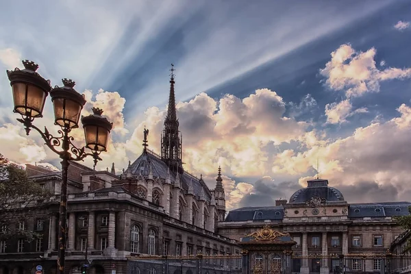 Kapelle Der Heiligen Und Vom Eingang Des Gerichts Paris Aus — Stockfoto