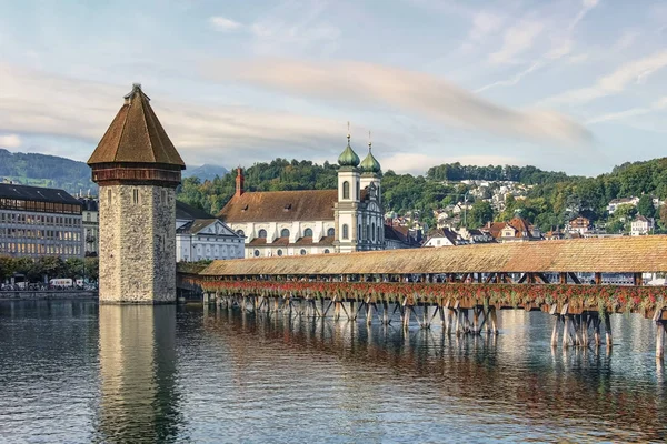 瑞士卢塞恩市白天 — 图库照片