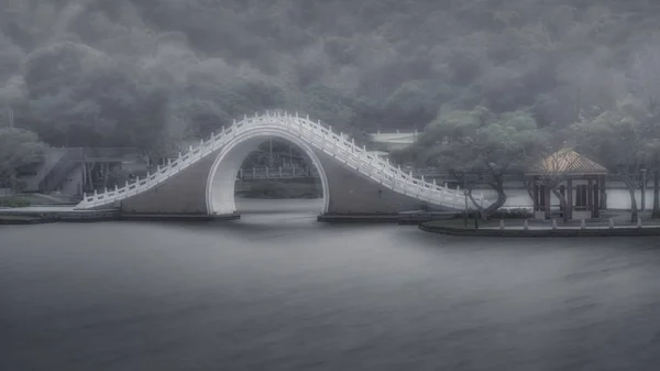 Mondbrücke Dahu Park Taipeh — Stockfoto