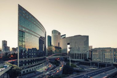 La Defense, Paris 'teki iş bölgesi.