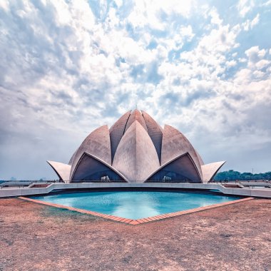 Hindistan, Yeni Delhi 'deki Lotus tapınağı.