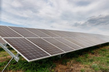 Güneş fotovoltaik panelleri ve güneş fotovoltaik enerji üretim sistemleri