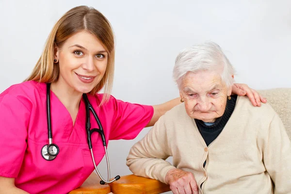 Sanidad señora mayor — Foto de Stock