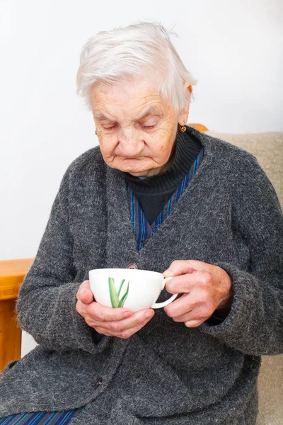 Beber un té — Foto de Stock