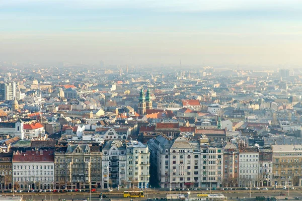 Morgon transport i Budapest — Stockfoto