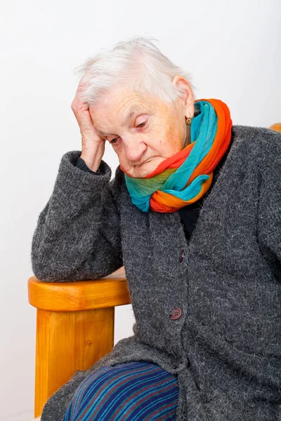 Depressed elderly woman — Stock Photo, Image