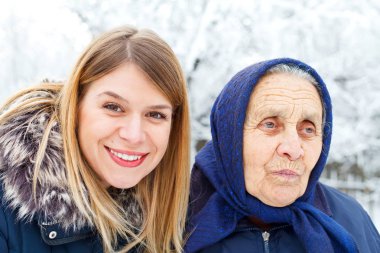 Büyükanne ile yürümek