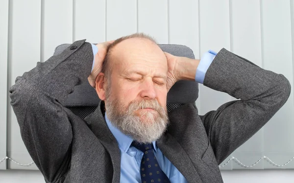 Worried businessman at the office — Stock Photo, Image