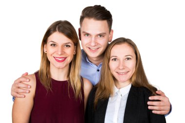 Güzel kadın genç adamla poz