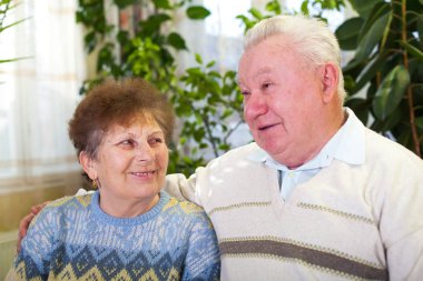 Mutlu yaşlı çift