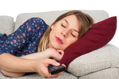 Uykulu kadın TV izlerken