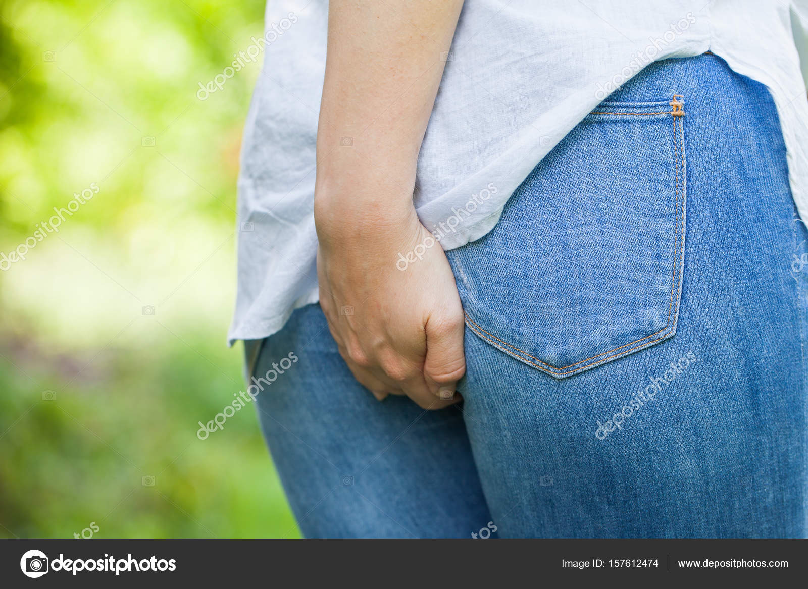 Pooping Her Jeans