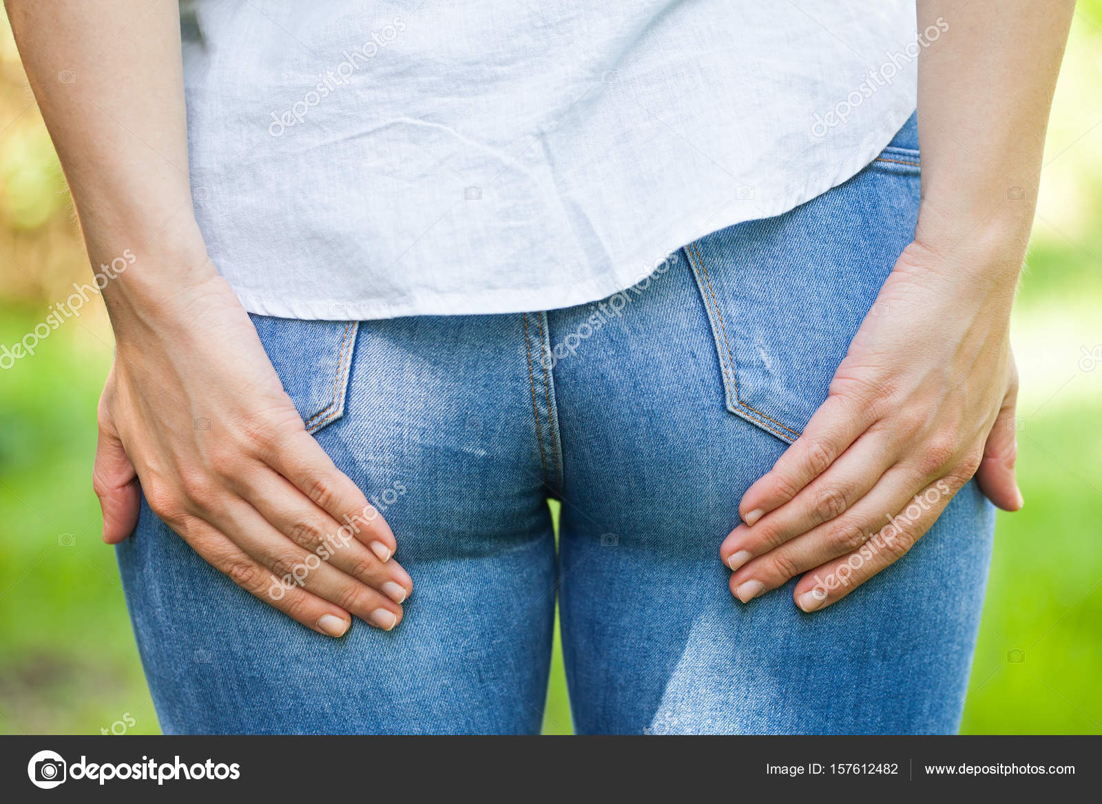 Pooping Her Jeans