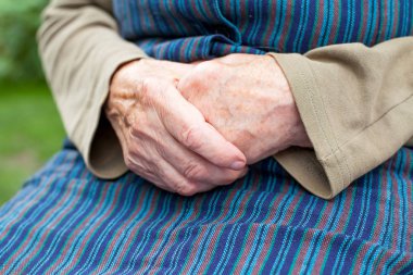 Üst düzey kadının elleri