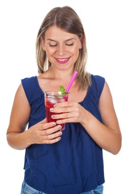 Ahududu suyu - izole tutan kadın