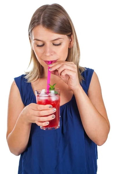 Frau mit Himbeersaft - isoliert — Stockfoto