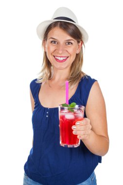 Ahududu suyu - izole tutan kadın