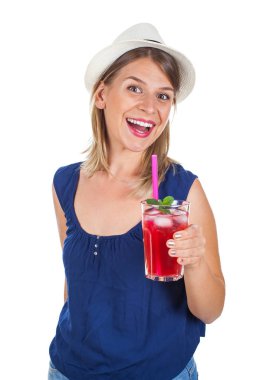 Ahududu suyu - izole tutan kadın