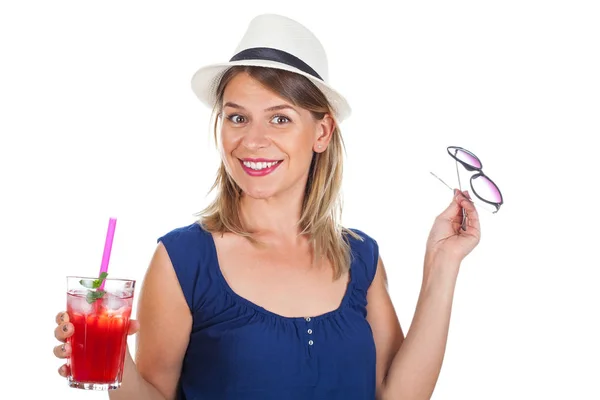 Wanita bahagia dengan raspberry mint limun dan kacamata hitam Stok Lukisan  
