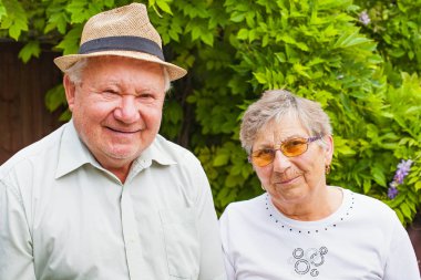 tatlı yaşlı çift