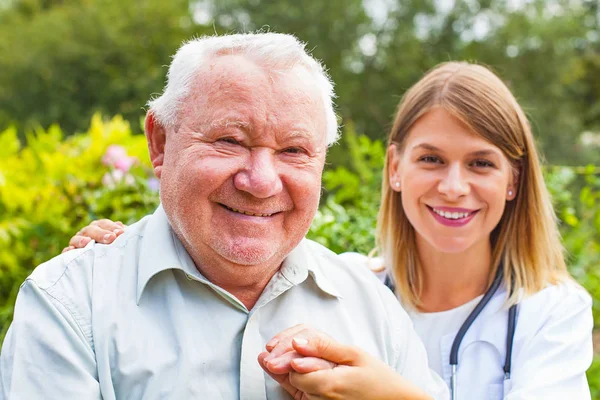 Kadın doktor ile komuta sizde