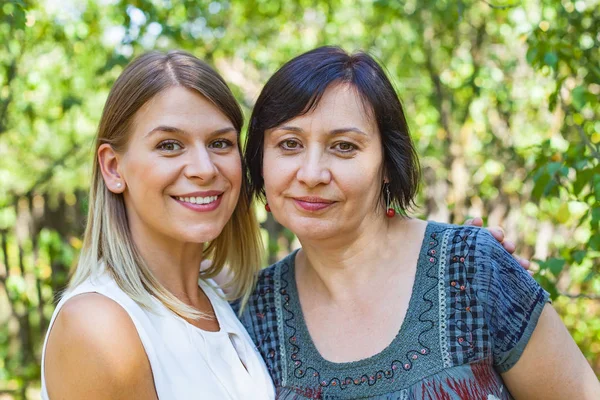 Mother and daughter time — Stock Photo, Image