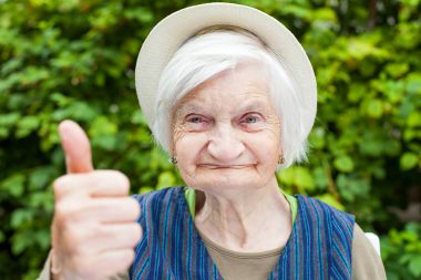 Yaşlı kadın ile ruhsal bozukluk