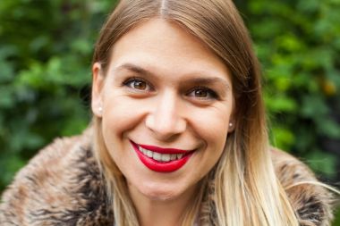 Sevimli Bayan portresi