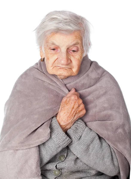 Zakázané starší žena s přikrývkou — Stock fotografie