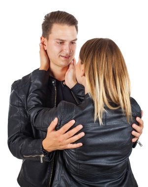 İzole çift sarılma