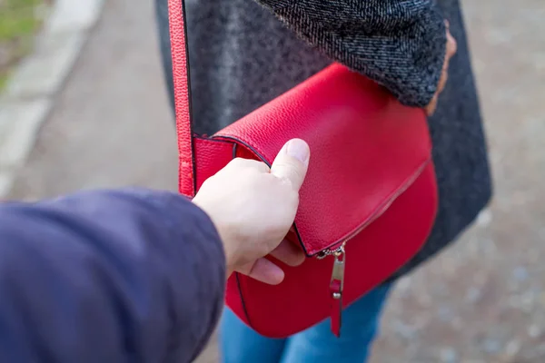 Közelről pickpocketing szabadtéri — Stock Fotó