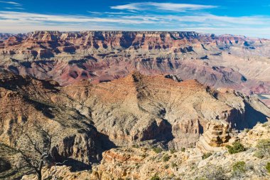 Güneşli bir günde Büyük Kanyon
