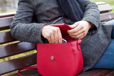 Cep telefonu açık sohbet kapatın