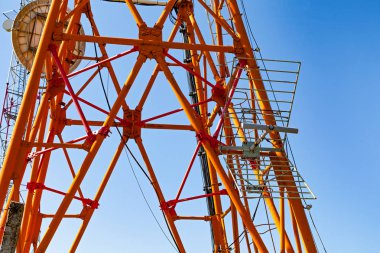 Elektrik yüksek gerilim kule