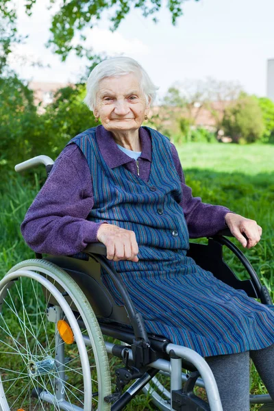 Handicapped senior woman — Stock Photo, Image