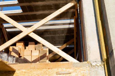 ev yapım aşamasında